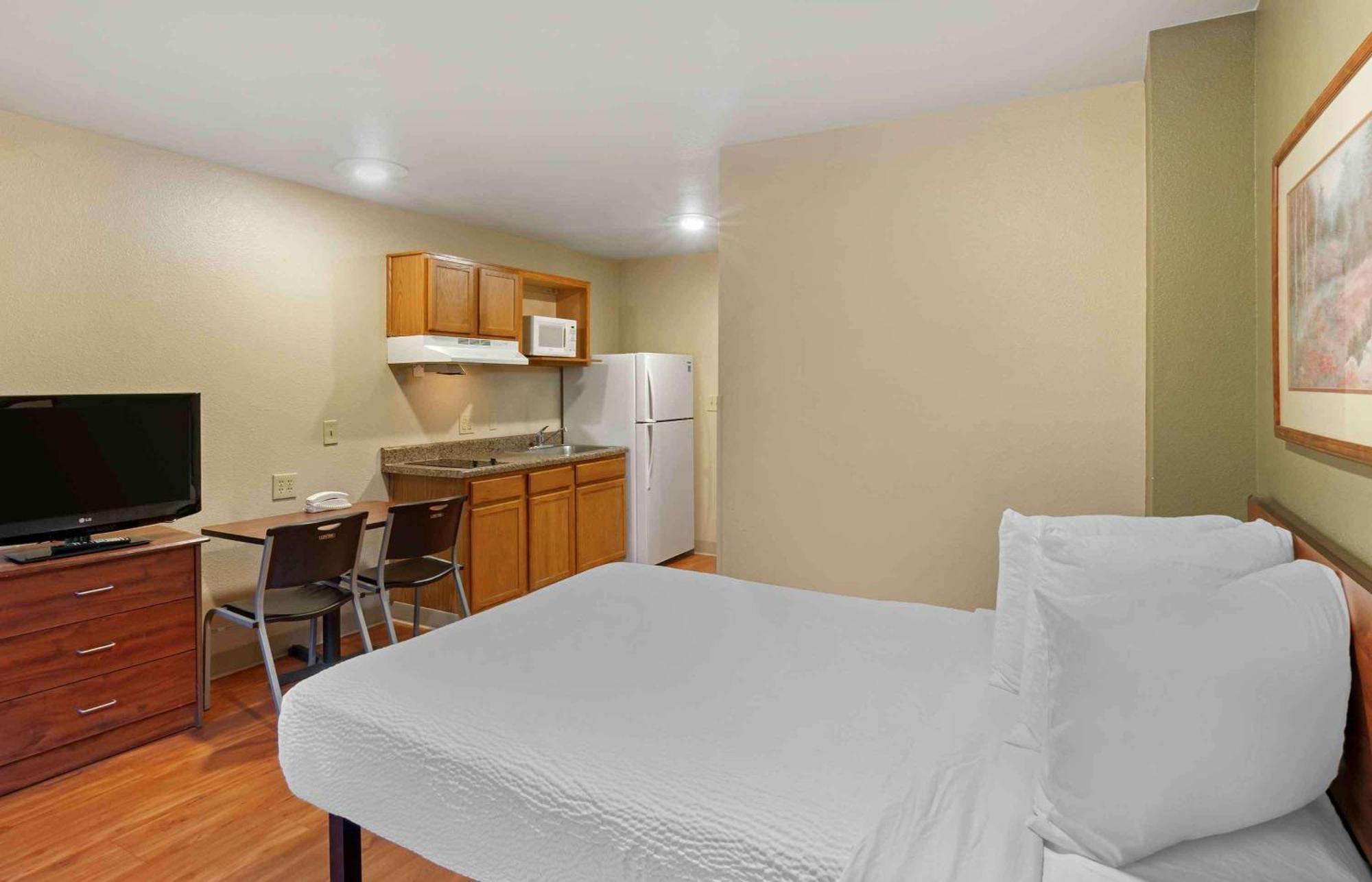 Extended Stay America Select Suites - Kansas City - South - I-49 외부 사진