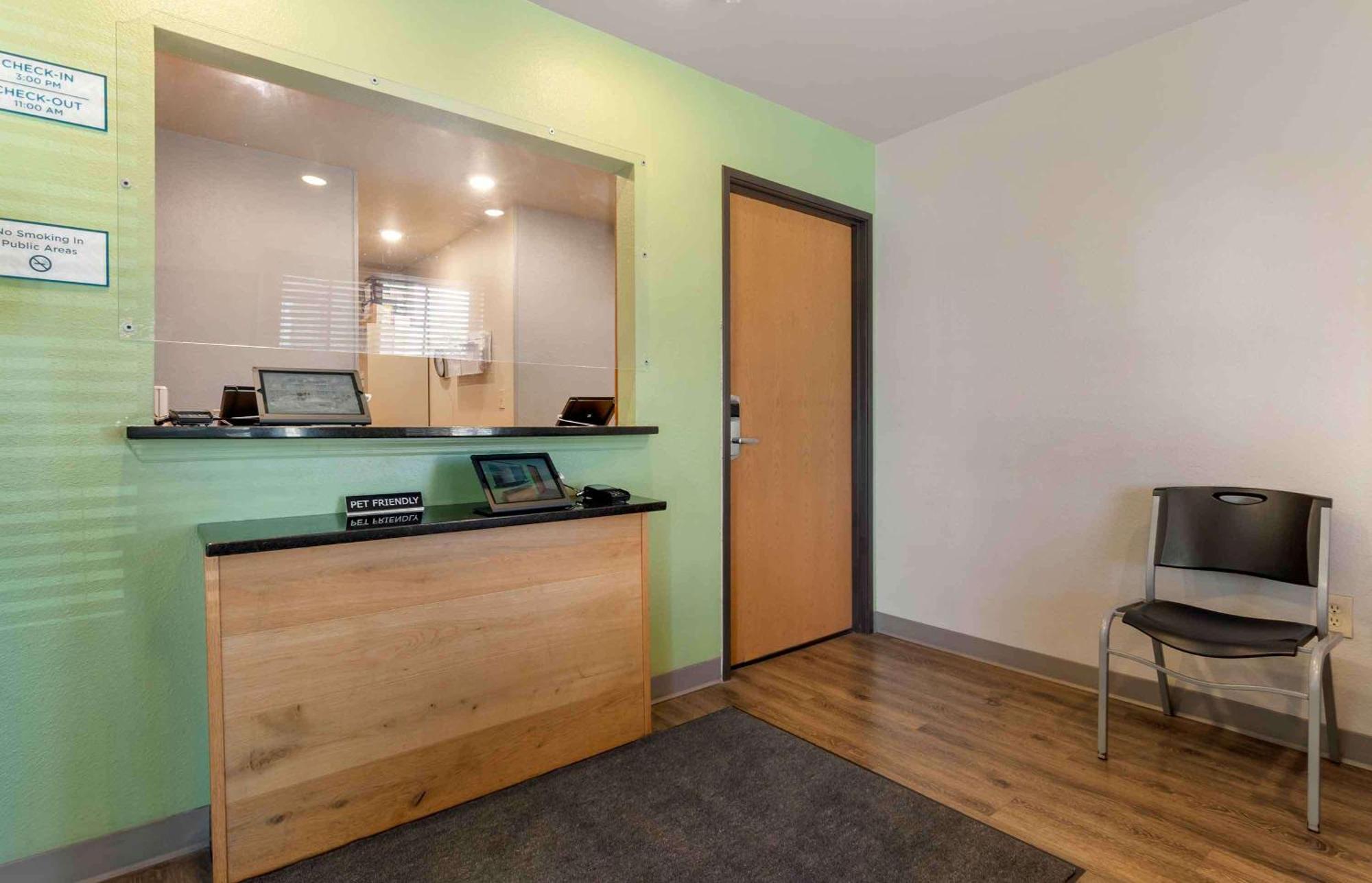 Extended Stay America Select Suites - Kansas City - South - I-49 외부 사진